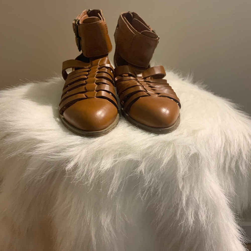 Cute Shoes - Picture 3 of 5